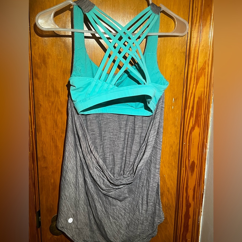 Strappy Lululemon tank w/built-in bra